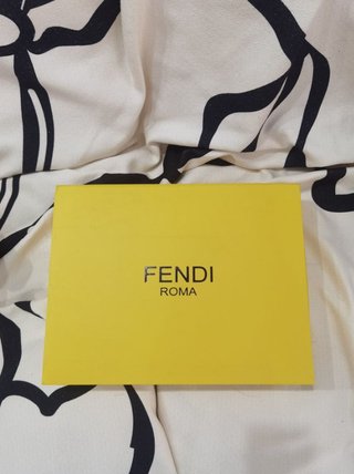 Bolso Fendi Baguette grande factura original
