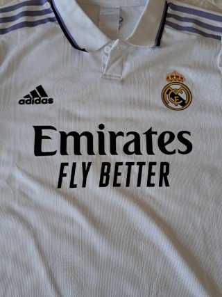 Camiseta Real Madrid Talla L sin dorsal