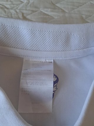 Camiseta Real Madrid Talla L sin dorsal