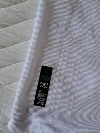 Camiseta Real Madrid Talla L sin dorsal