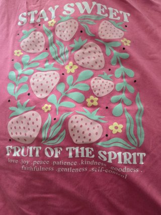 Camiseta Shein Rosa Estampado Fresas NUEVA 4XL