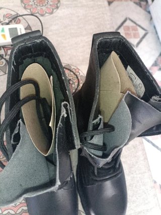 Botas militares piel negras