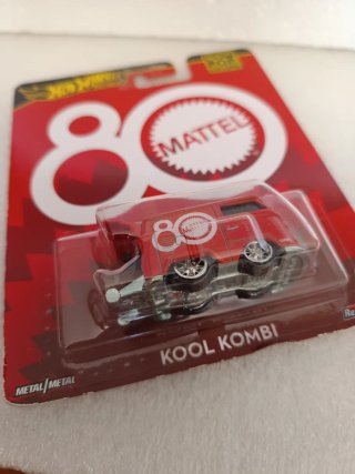 hot wheels premium kool kombi 80 mattel