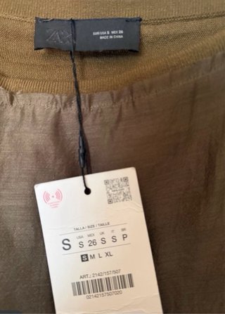 Blusa  cintura plisada de Zara
