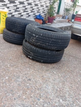 4 Neumáticos de coche