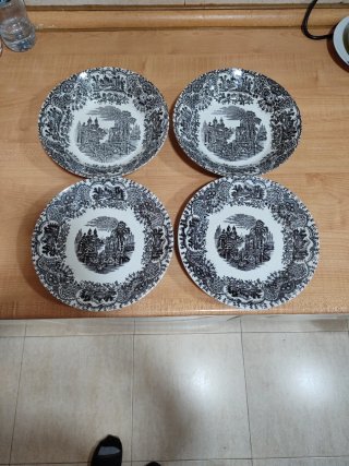 Cartuja de Sevilla Platos Negros