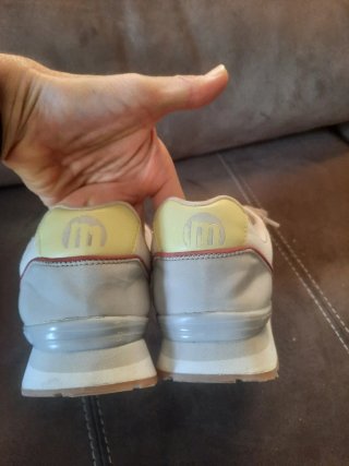 Zapatillas Mustang Beige y Rosa