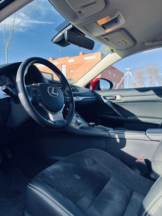 LEXUS CT200 HYBRID LUXURY   SOLO 14.000 KMS!!