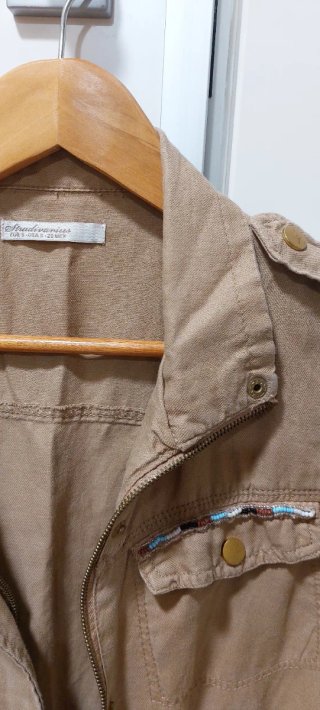 Chaleco Stradivarius Camel