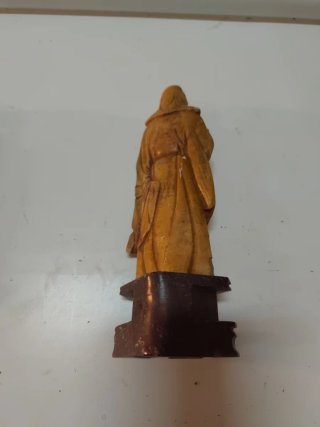 Statue cinesi in pietra beige/marrone