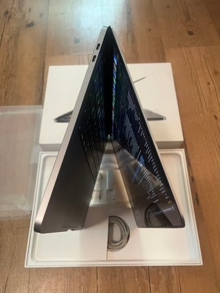 MacBook Pro 13 2019 256GB SSD 8GB RAM i5