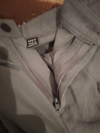 Pantalón de Cintura Entallada y Pata Ancha