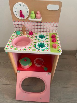 Cocina de juguete de madera