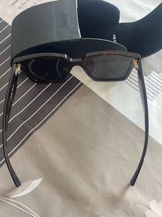 Gafas de sol Prada Carey SPR A17S
