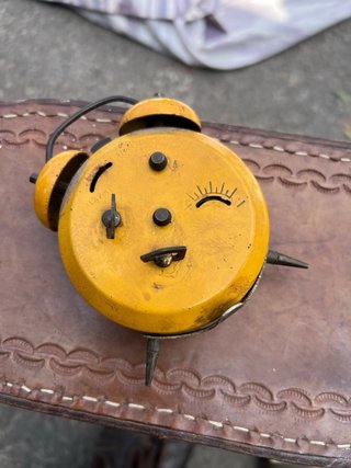 Reloj despertador antiguo Titan Twin Bell