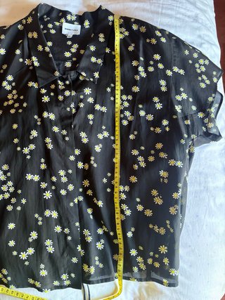 Blusa Bimba y Lola floral negra holgada