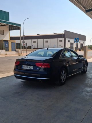 Audi A8 2012