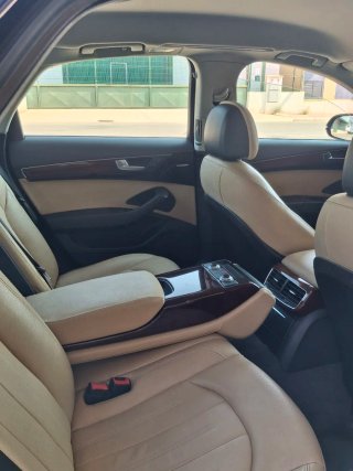 Audi A8 2012
