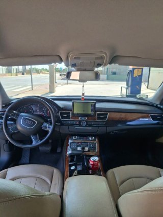 Audi A8 2012