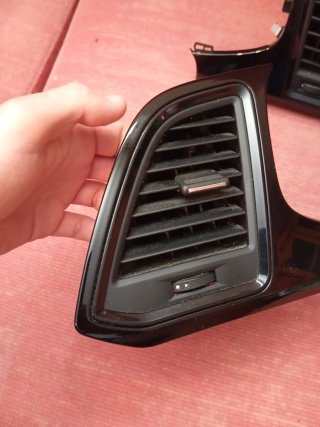 Aireadores Seat Ateca Cupra + marco clima