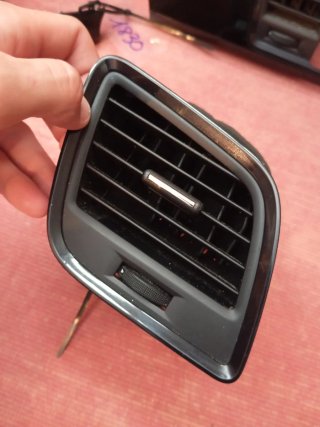 Aireadores Seat Ateca Cupra + marco clima