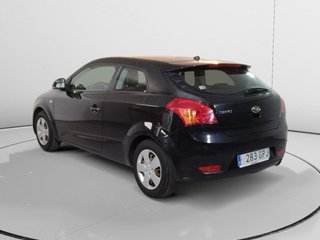 Kia ProCeed 1.6 CVVT Concept 93 kW (126 CV)