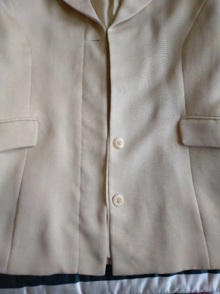 Chaqueta AIBONITO T42 Beige con hombreras