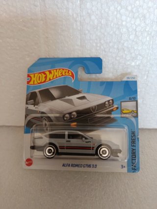 hot wheels alfa romeo gtv6