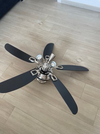 Ventilador de techo metal y plástico