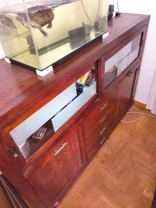 Conjunto aparador, mesa y espejo