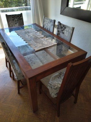 Conjunto aparador, mesa y espejo