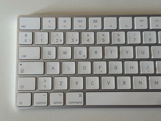 Apple Magic Keyboard A1644 Plata