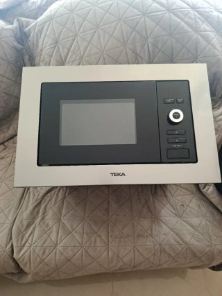 Microondas Teka averiado