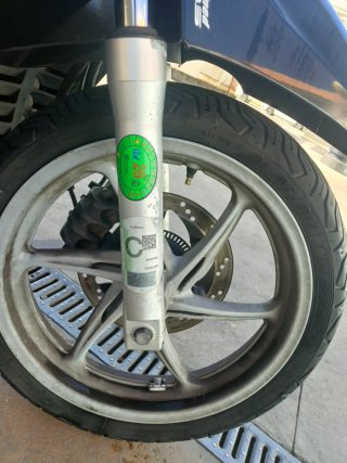 Honda SH 300i Scooter Negra en muy buen estado