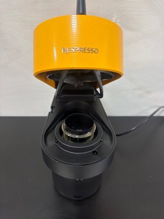 Nespresso Vertuo Pop Amarilla Cafetera