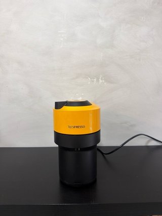 Nespresso Vertuo Pop Amarilla Cafetera
