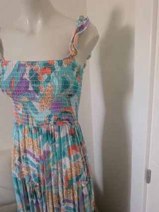 Vestido largo estampado. Talla S