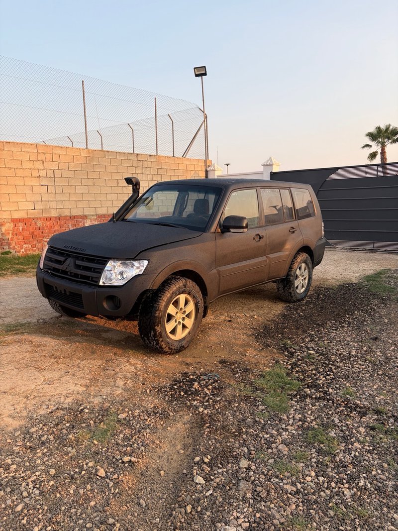 Mitsubishi Montero 2007 - foto 1