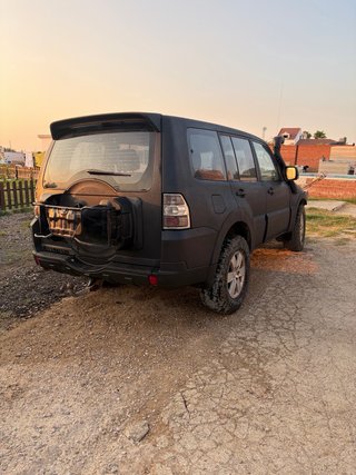 Mitsubishi Montero 2007