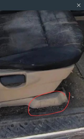 Tapa Asiento Nissan Terrano II