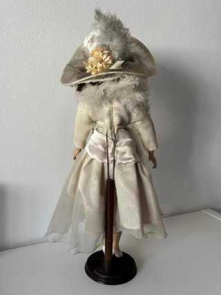 Muñeca Porcelana Victoriana 50cm
