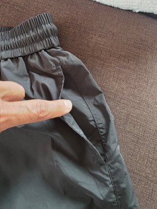 Pantalón Corto Negro