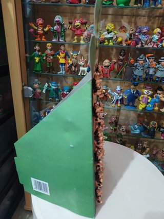 Expositor Comansi Hugo Pins Goma PVC
