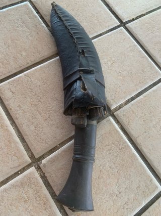 Coltello Kukri Nepalese con fodero