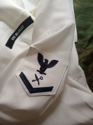 Uniforme de marinero blanco.    Talla 36P