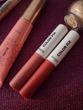 Lote Maquillaje Deliplus: Base, Correctores y Más
