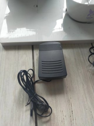 Macchina da cucire mini