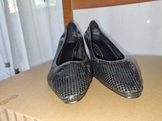 Zapatos de tacón Zara negros