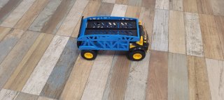 Camión de Juguete Azul y Negro monster truck
