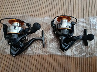 2 Carretes Pesca Serie 5000